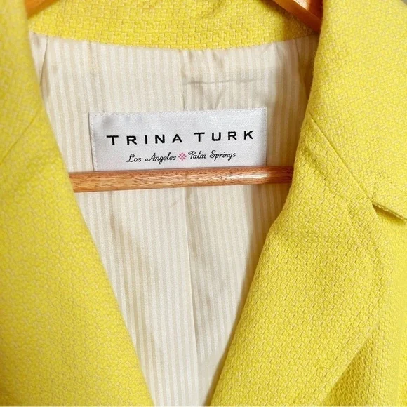 Trina Turk short sleeve blazer - Picture 3 of 3